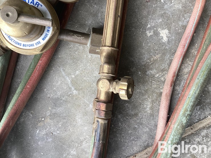 cutting-torch-w/-wheeled-cart-image-13