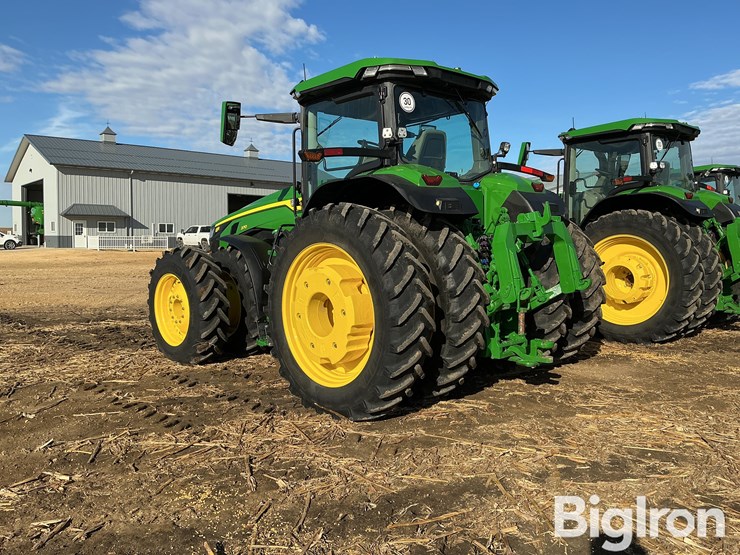 2024-john-deere-8r-370-image-7