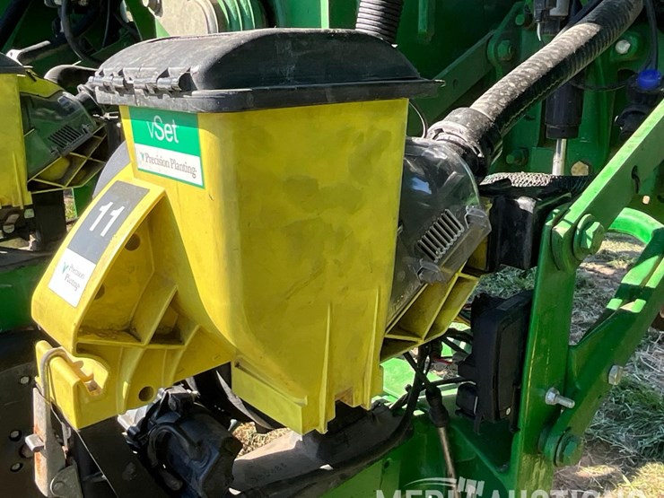 john-deere-1790-image-66