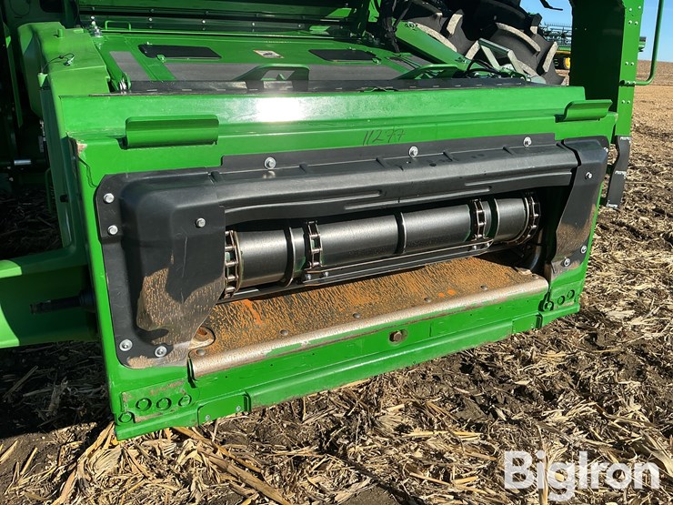 2025-john-deere-s7-800-image-15