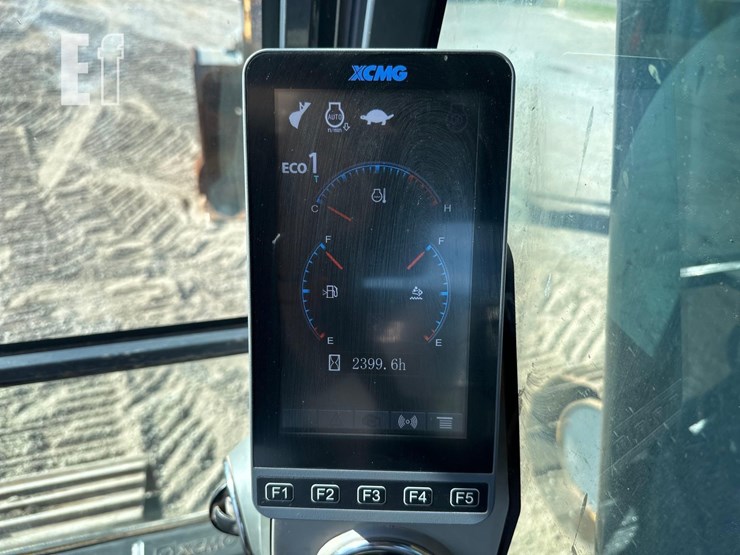 2022-xcmg-xe210u-image-19