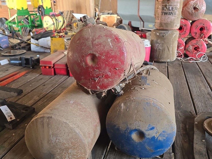 3-various-sized-metal-air-tanks-image-2