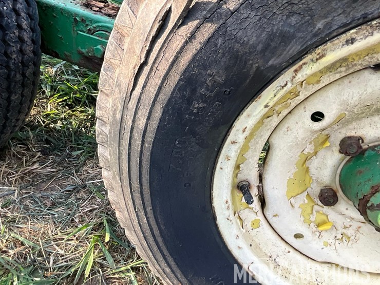 john-deere-implement-trailer-image-20