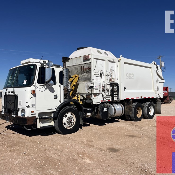 2014 AUTOCAR XPEDITOR