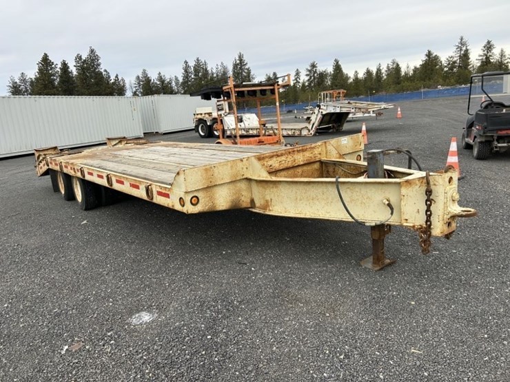 1993-interstate-24'-t/a-equipment-trailer-image-7
