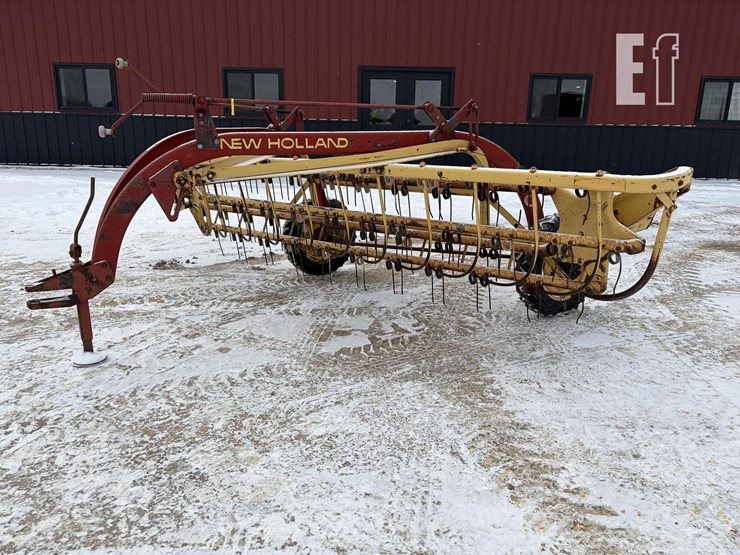 new-holland-258-image-1