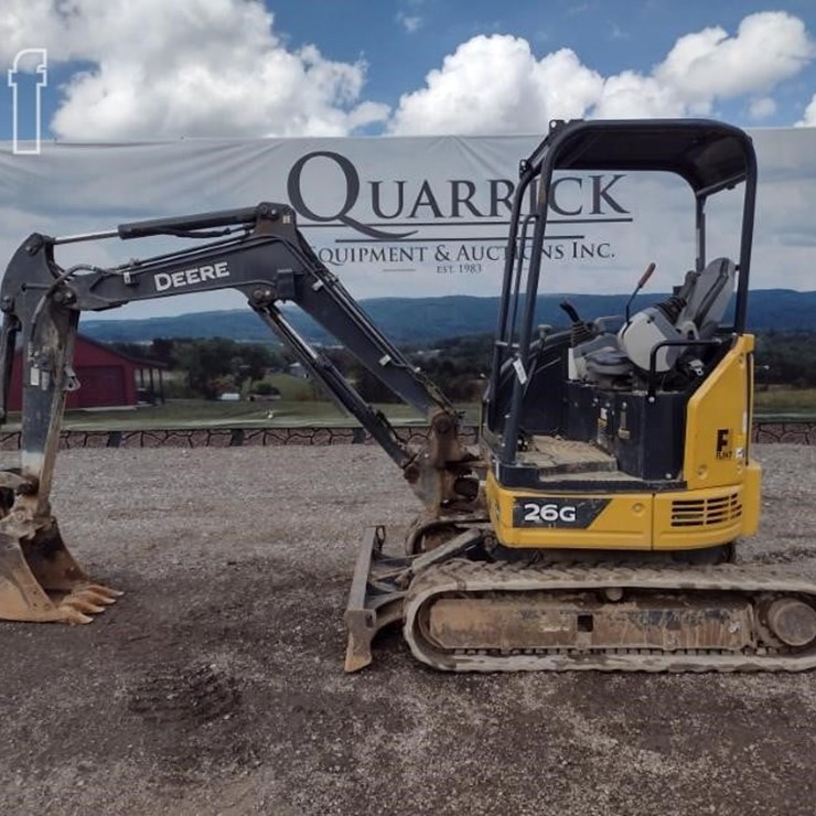 2022 DEERE 26G