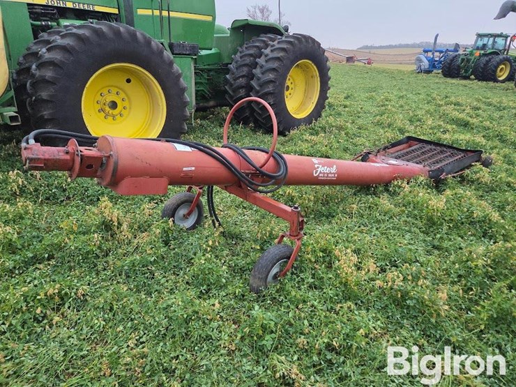 feterl-unloading-auger-image-1