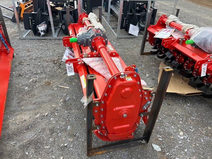 #101-•-landhero-6’-3pt-tiller-image-4