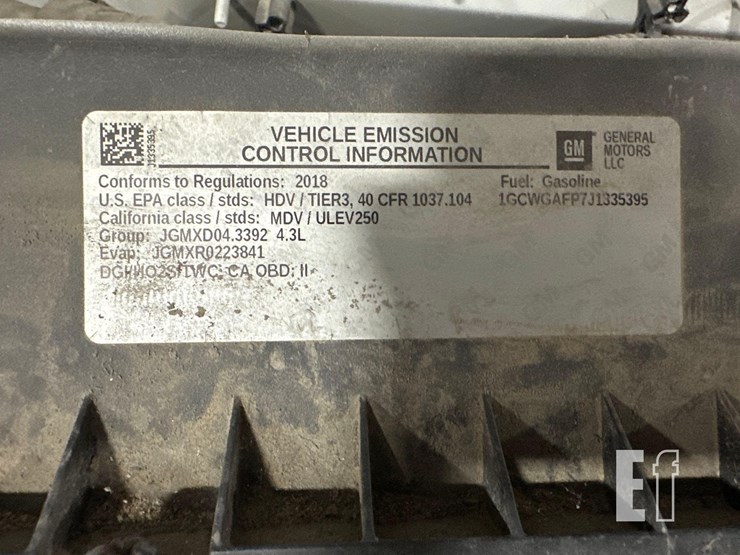 2018-chevrolet-express-2500-image-22