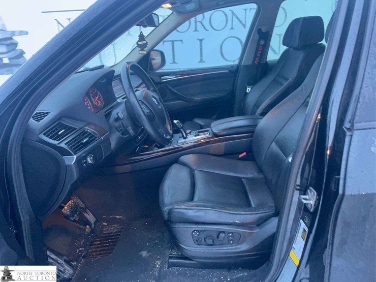 2010-bmw-x5-image-13