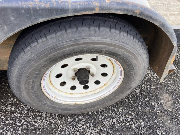 2005-fox-18'-t/a-tilt-deck-equipment-trailer-image-13