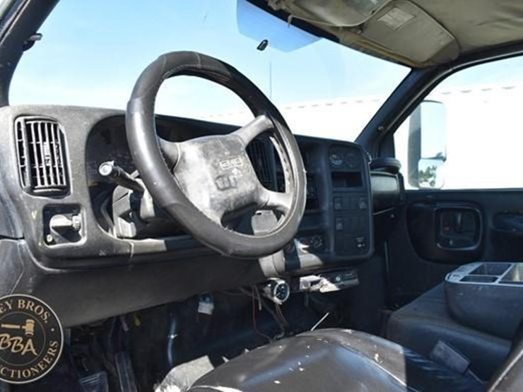 2007-gmc-topkick-c5500-image-17