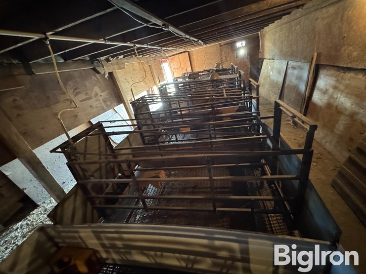 complete-farrowing-crates-image-3