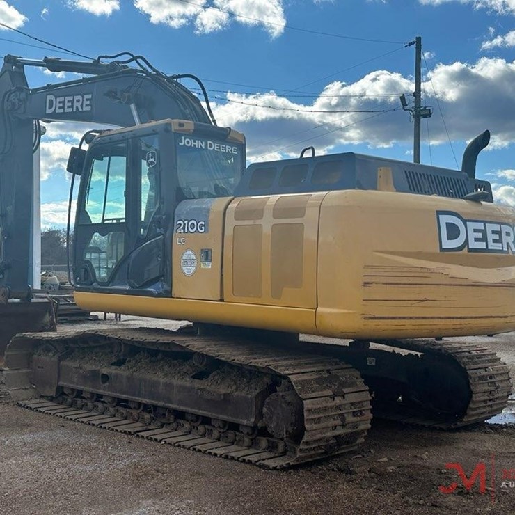 2012 DEERE 210G