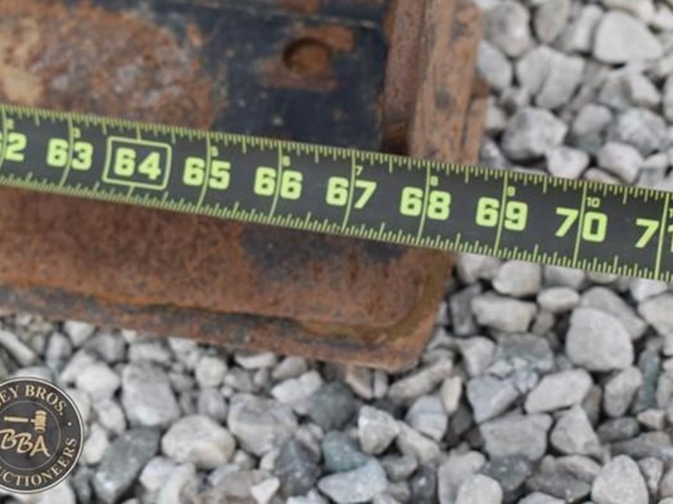 2019-deere-333g-image-27