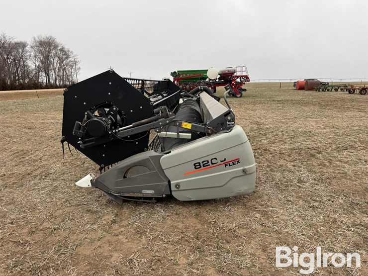 2011-agco-8200-image-8