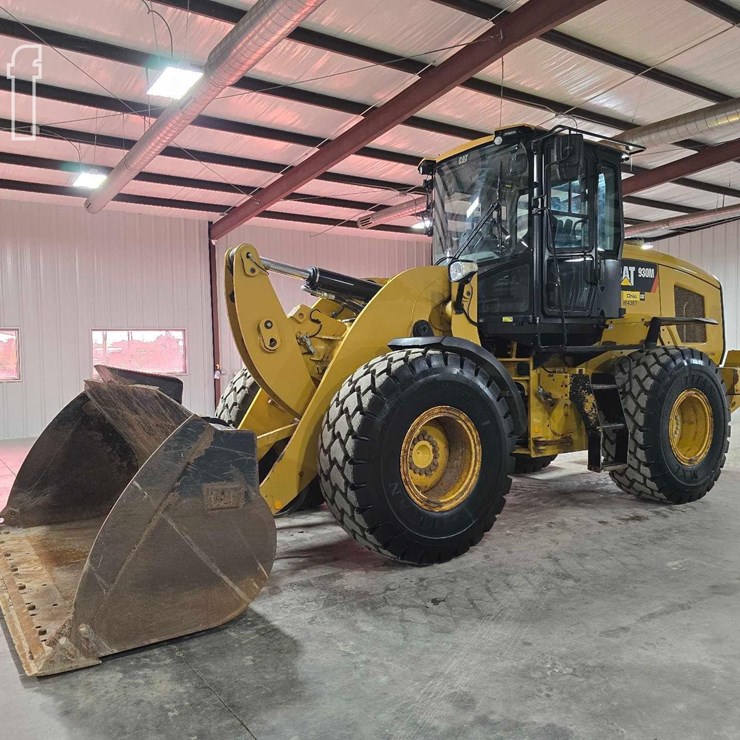 2015 CATERPILLAR 930M