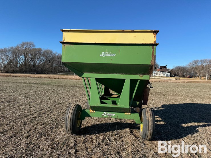 demco-gravity-wagon-image-6