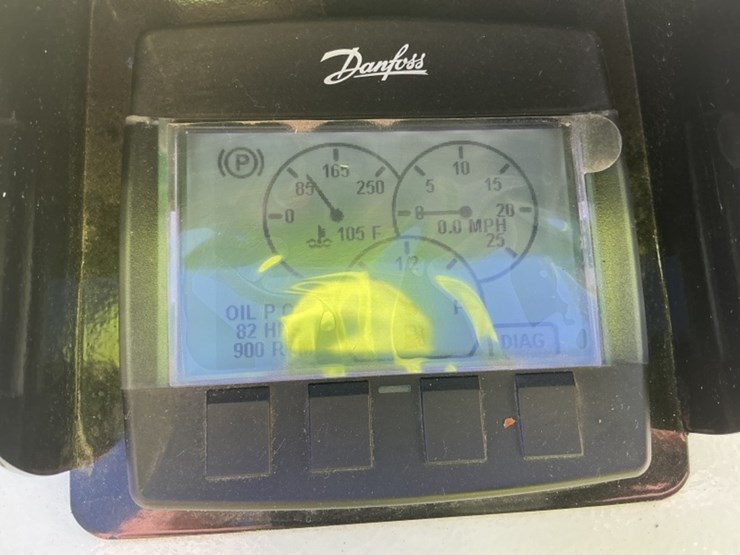 2024-eagle-ttr-6-aircraft-tug-image-16