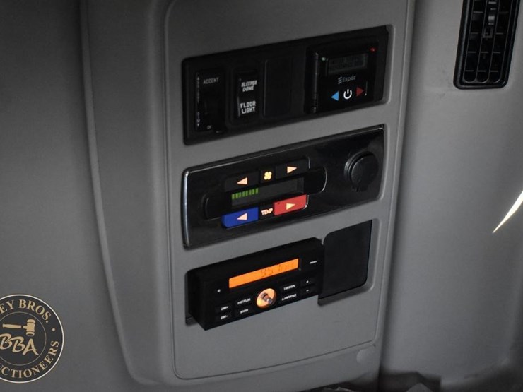 2019-international-lt-image-50