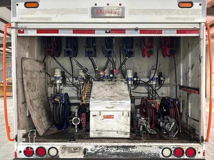 2015-ford-f750-image-15