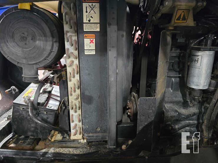 new-holland-tl100a-image-35