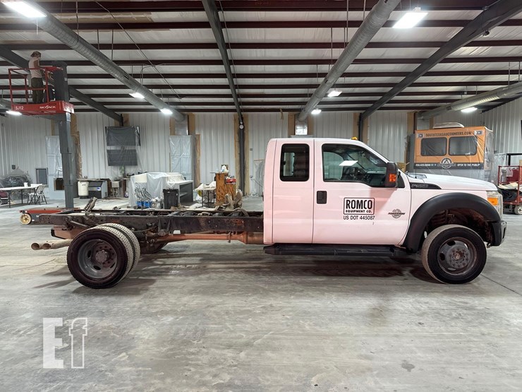 2015-ford-f550-image-6