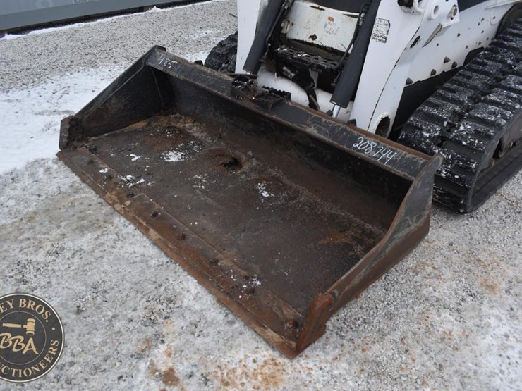 2021-bobcat-t870-image-11