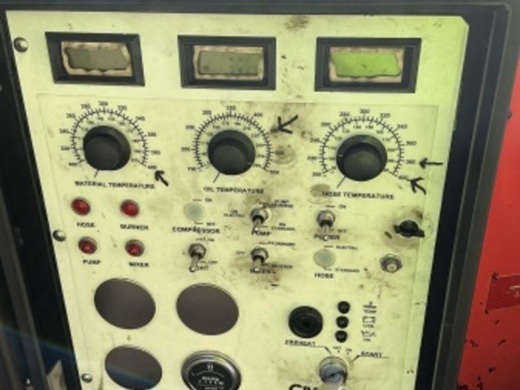 2018-crafco-ss250d-towable-crack-sealer-image-12