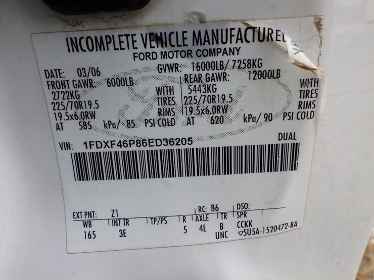 2006-ford-f450-image-27