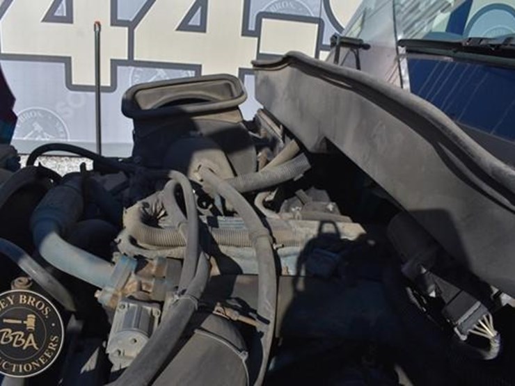 2007-international-durastar-4300-image-34