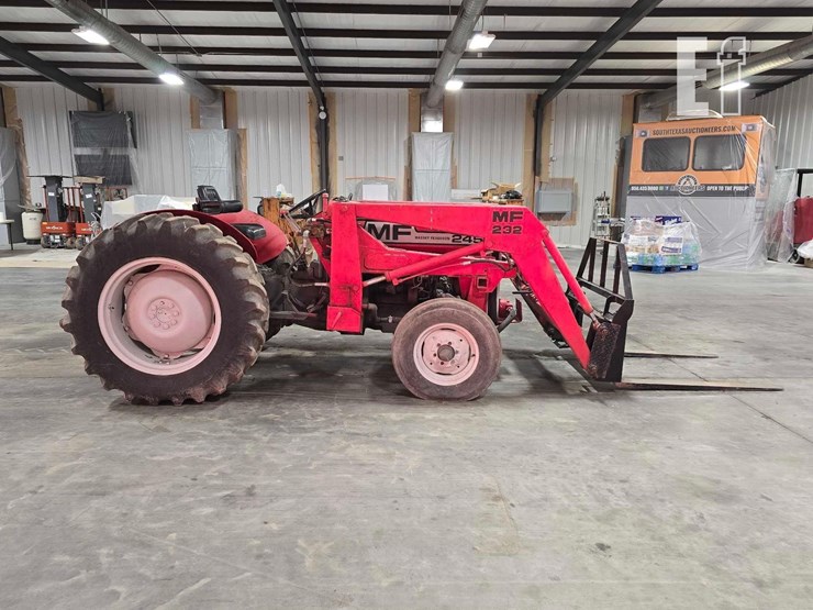 massey-ferguson-245-image-6