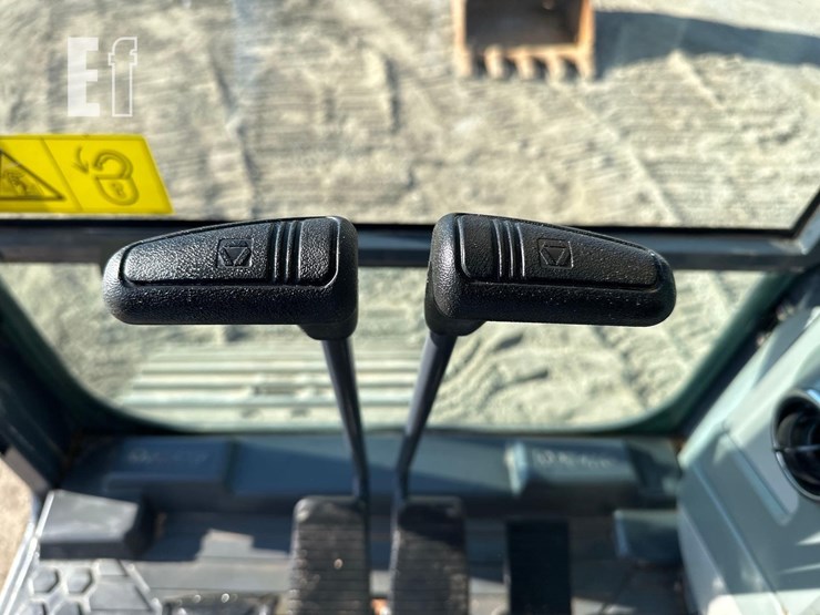 2022-xcmg-xe210u-image-13