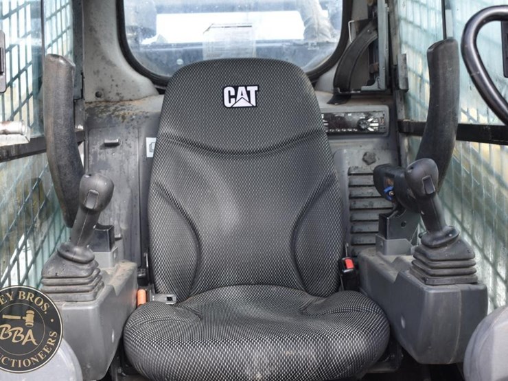 2019-caterpillar-299d3-xe-image-36