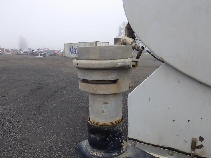 2015-ford-f750-image-10