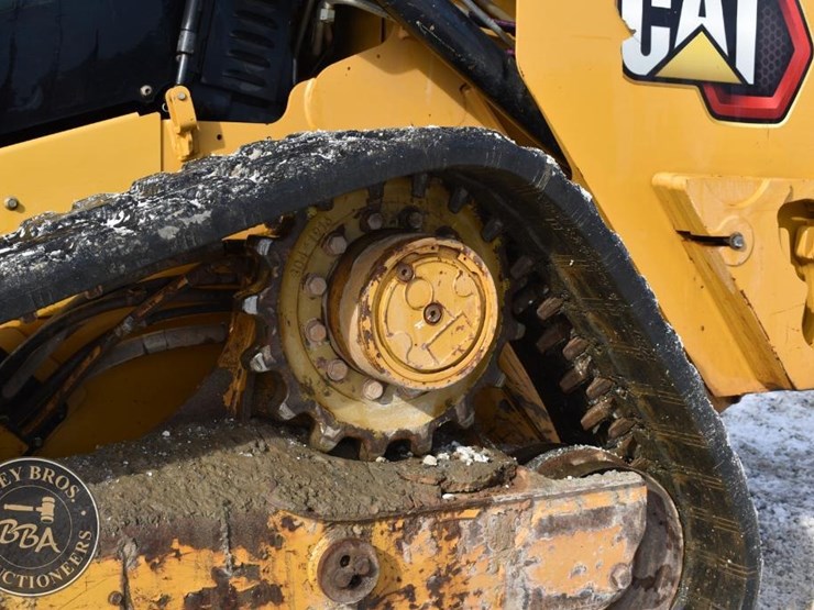 2020-caterpillar-299d3-image-25