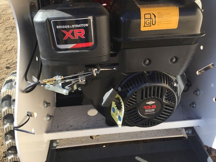 unused-2025-digswift-dss40-stand-on-compact-track-image-8