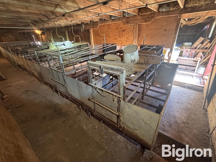 complete-farrowing-crates-image-1