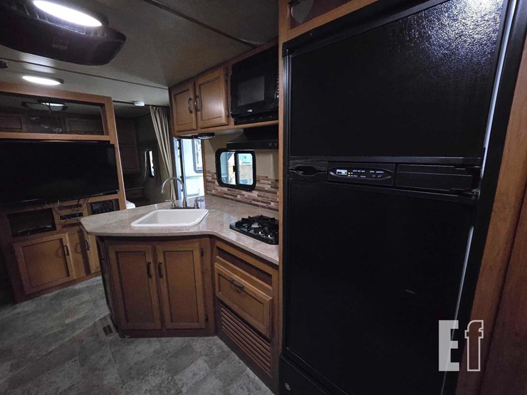 2016-crossroads-sunset-trail-ultra-lite-237bh-image-13