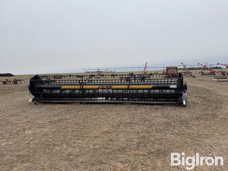 2011-agco-8200-image-2