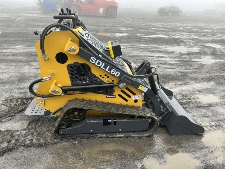 2025-sdlanch-sdll60-mini-compact-track-loader-image-6