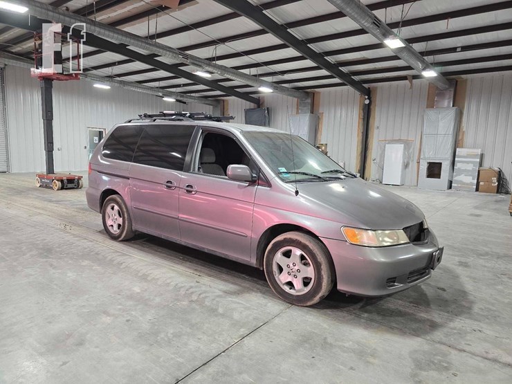 1999-honda-odyssey-image-2