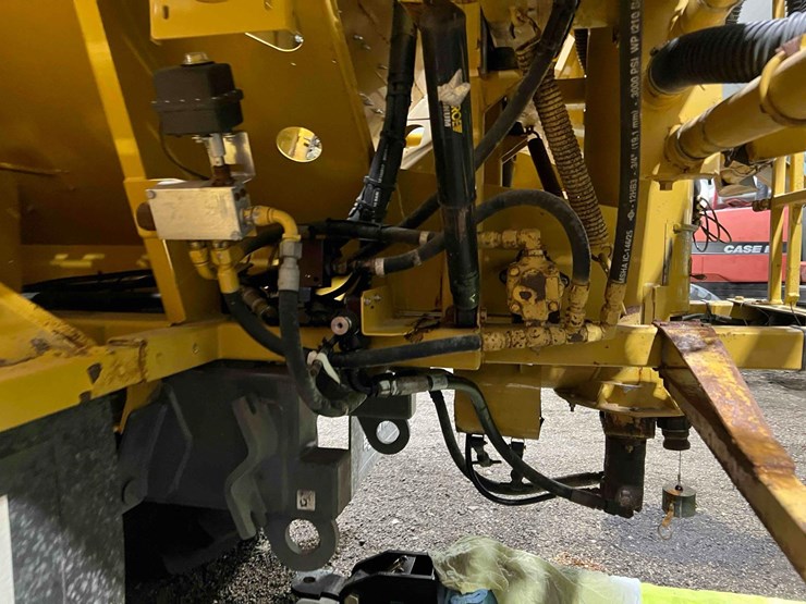 2012-ag-chem-tg8300-image-10