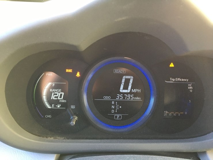 2014-toyota-rav4-image-6