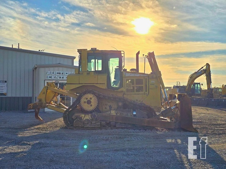 2007-caterpillar-d6r-image-6