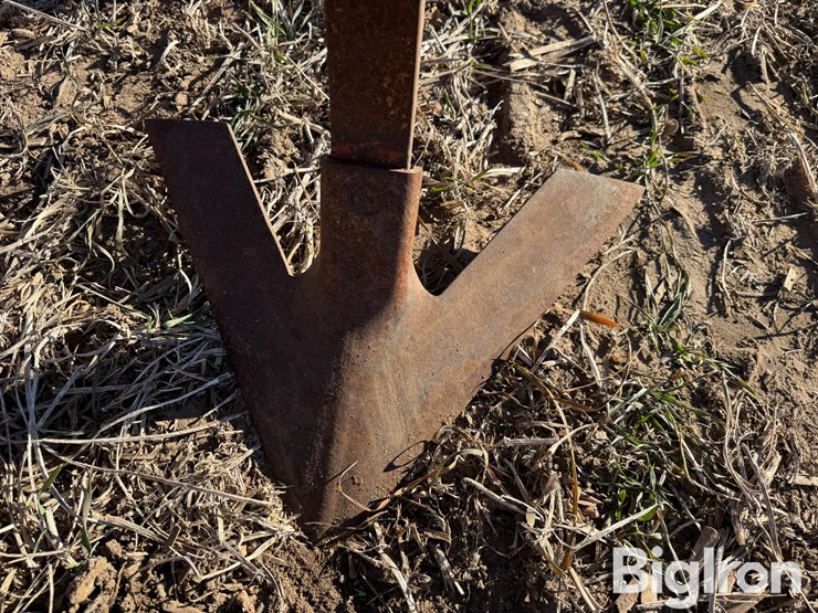 15'-3-pt-chisel-plow-image-13