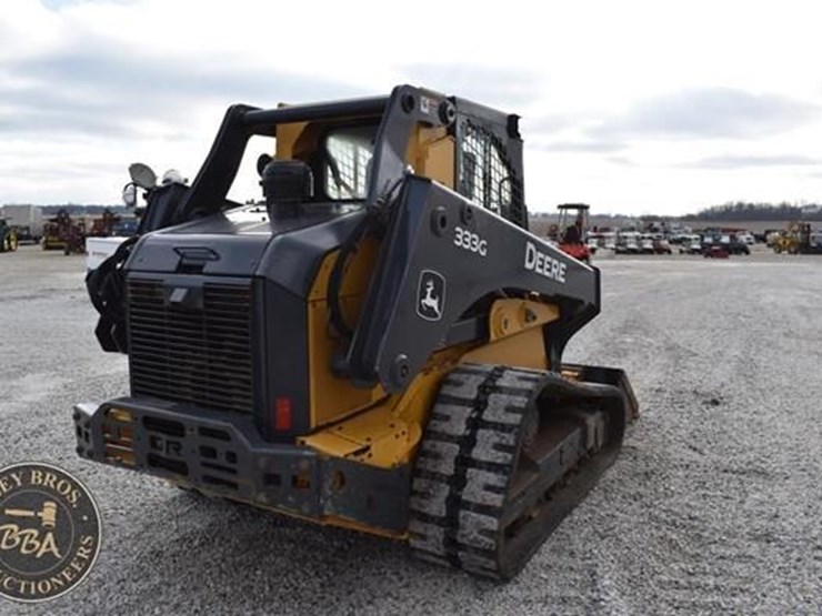 2019-deere-333g-image-11