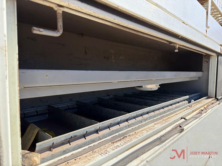 2008-international-7400-image-15