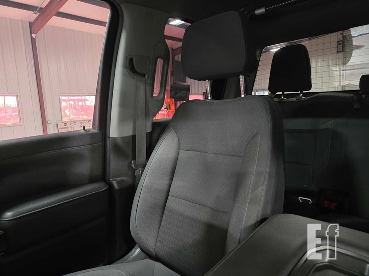 2021-gmc-sierra-1500-image-17